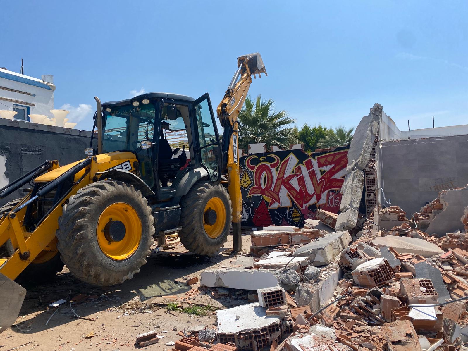 JCB